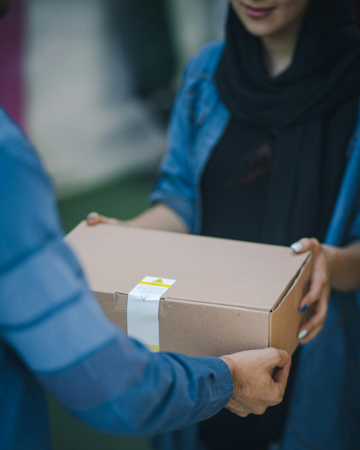 Parcel handed over for delivery